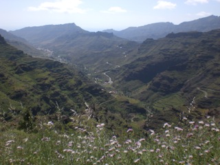 Blick auf Mogán in den Bergen im Süden der Insel