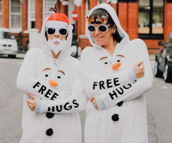 Free hugs